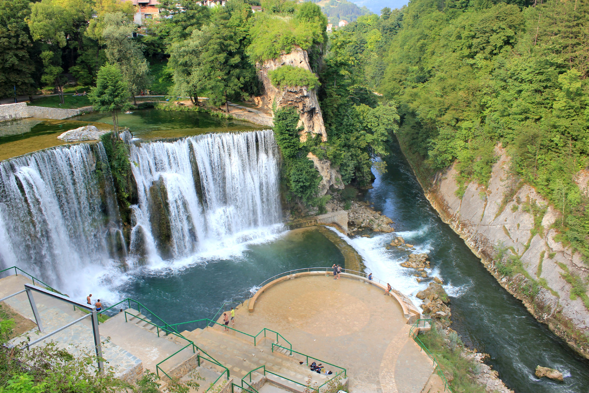 Jajce (Јајце) (Photo license CC-BY-SA 3.0)